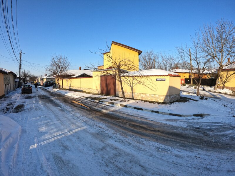 Casa de vanzare, zona rezidentiala de case, 118 mp, mobilata.